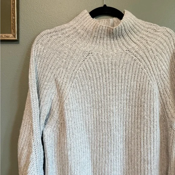 GAP, Grey Knit, Mock Neck Tunic Sweater - Picture 3 of 9